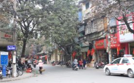 BÁN NHÀ MẶT PHỐ CỬA ĐÔNG , 3 MẶT PHỐ CỔ, MẶT TIỀN 14M, DT 65M2, GIÁ 36.5 TỶ